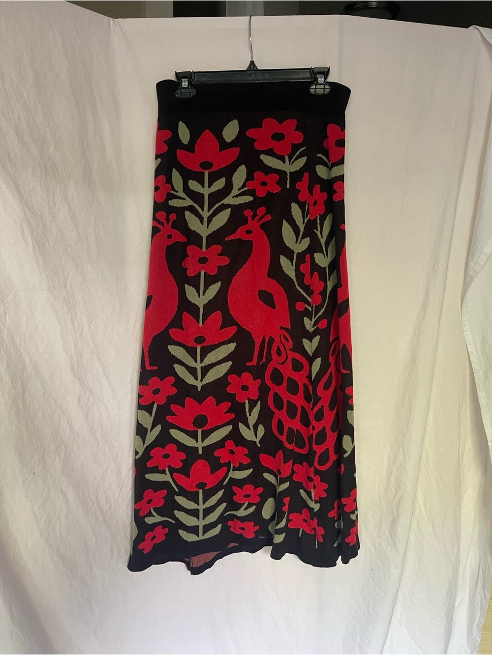 Maxi Skirt with Red Floral & Peacock Motif. Size L. Waist 31” Length 42” - Picture 2 of 13